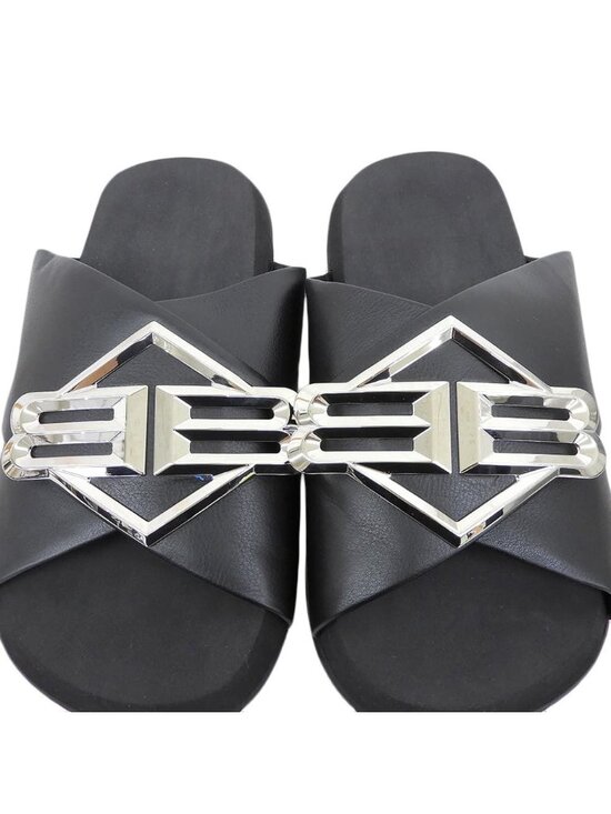 Sandals_&_Flip_Flops